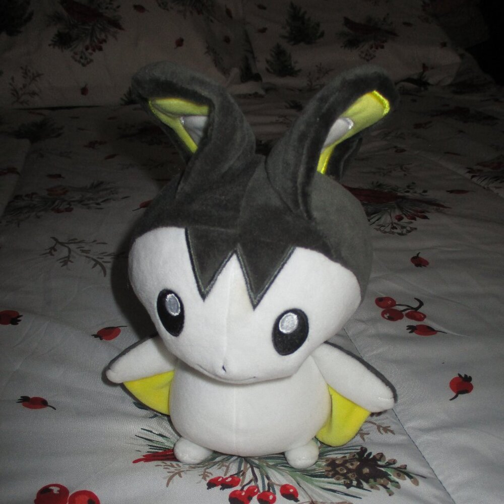 Pokemon Game Freak 8" Emolga Cuddly Cute Plush Toy Jazwares 2023 Like New